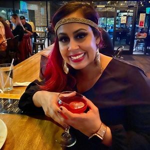 Meet your Posher, Sheila